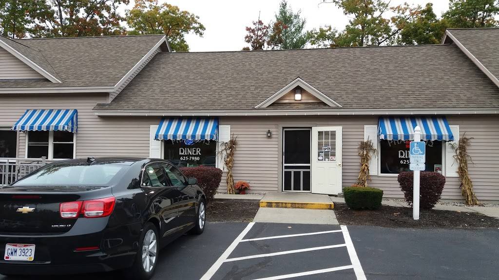 Phat Boys Diner | restaurant | 185 Main St, Cornish, ME 04020, USA | 2076257980 OR +1 207-625-7980