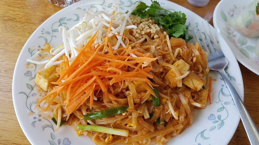 ALs Thai Food | restaurant | 330 N Marine Dr, Portland, OR 97217, USA | 5032853278 OR +1 503-285-3278