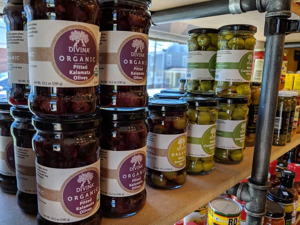 The Dinner Belles Kitchen Cupboard | meal takeaway | 24 E Broad Way, Lovettsville, VA 20180, USA | 5408224883 OR +1 540-822-4883