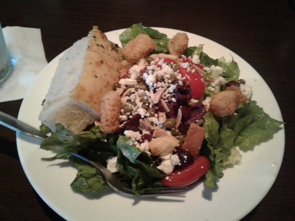 Oliveto Italian Bistro | restaurant | 1301 S I-35 Service Rd, Moore, OK 73160, USA | 4057355553 OR +1 405-735-5553