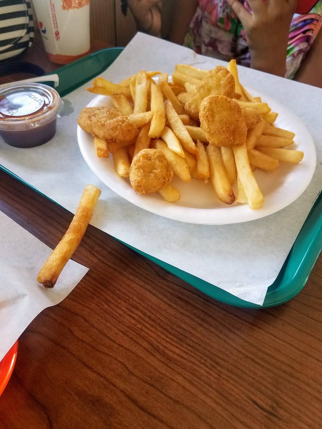 Jims Burgers | restaurant | 915 S Soto St, Los Angeles, CA 90023, USA | 3232699732 OR +1 323-269-9732