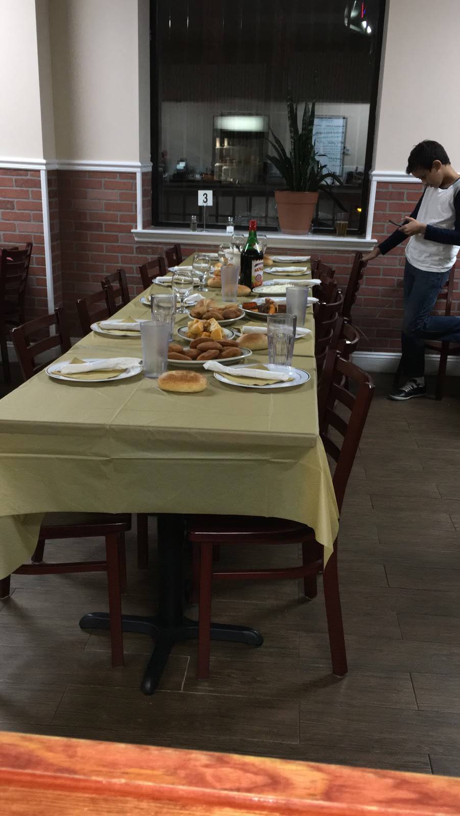 Market #2 BBQ | restaurant | 517 Market St, Newark, NJ 07105, USA | 9734657860 OR +1 973-465-7860