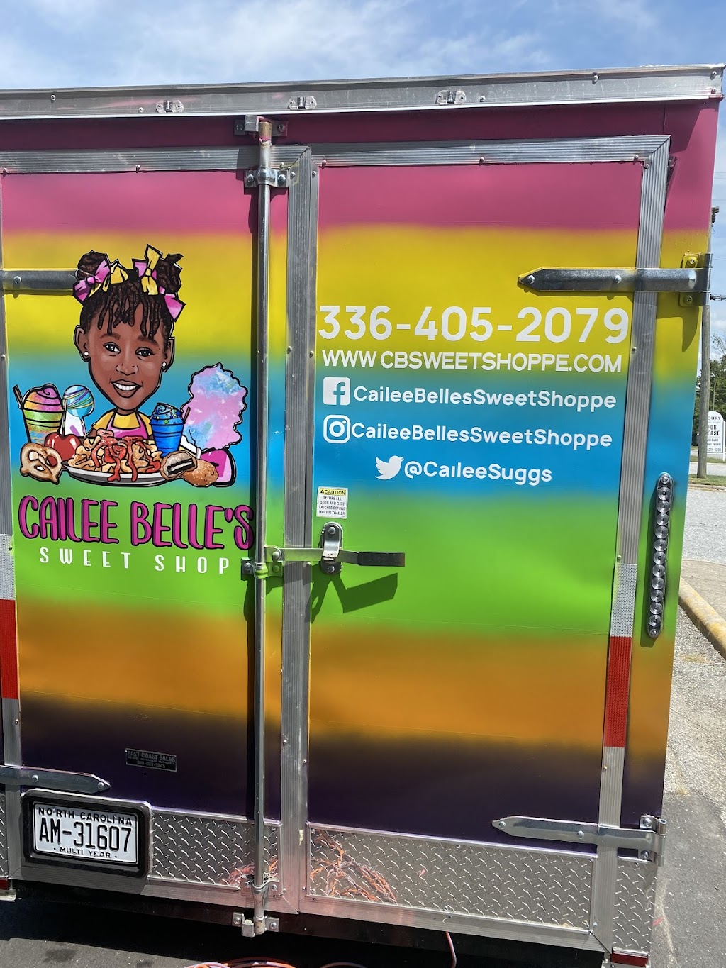 Cailee Belle’s Sweet Shoppe +BAR | restaurant | E Lindsay St, Greensboro, NC 27405, USA | 3364052079 OR +1 336-405-2079