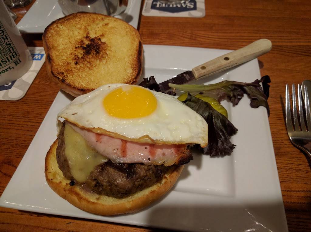 Buskers | restaurant | 178 Thames St, Newport, RI 02840, USA | 4018465856 OR +1 401-846-5856