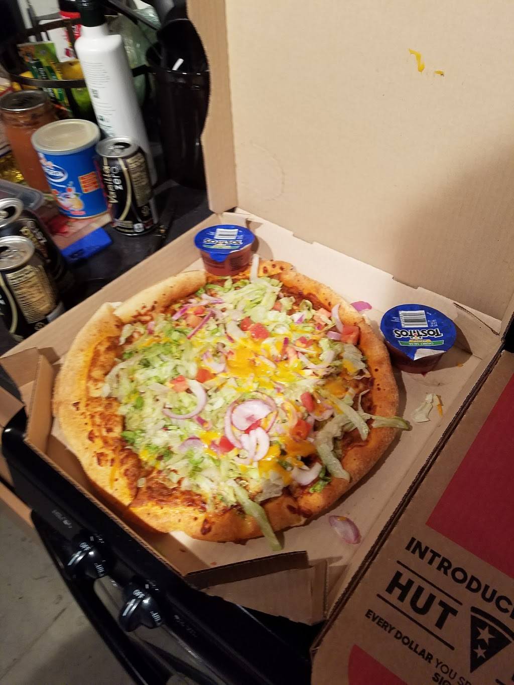 Pizza Hut | meal takeaway | 1600 Euclid Ave, Des Moines, IA 50313, USA | 5152447700 OR +1 515-244-7700