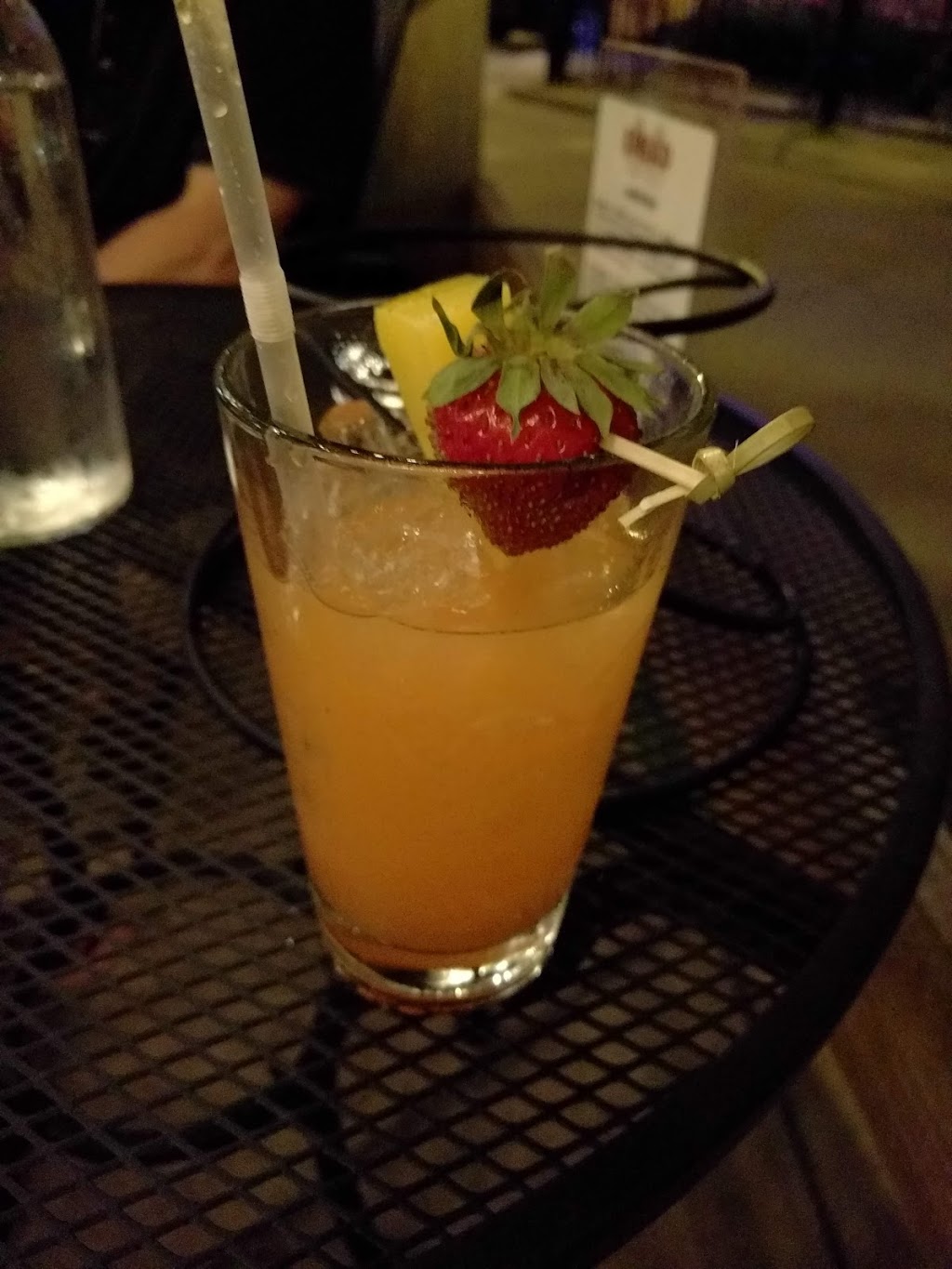 Knead Great Pizza | restaurant | 2101 W North Ave, Chicago, IL 60647, USA | 7739746004 OR +1 773-974-6004