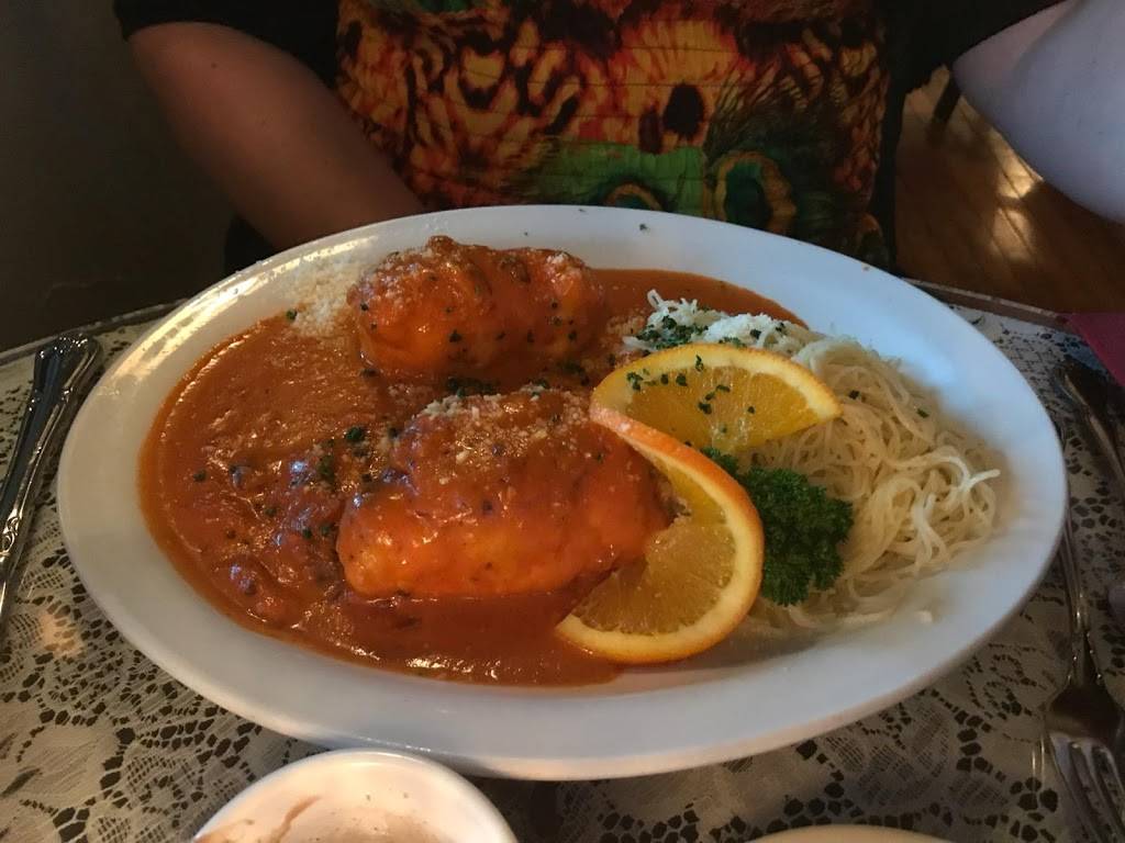 Mama Carollas | restaurant | 1031 E 54th St, Indianapolis, IN 46220, USA | 3172599412 OR +1 317-259-9412