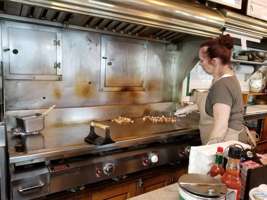 Dans Diner | restaurant | 1005 NY-203, Chatham, NY 12037, USA | 5183923267 OR +1 518-392-3267