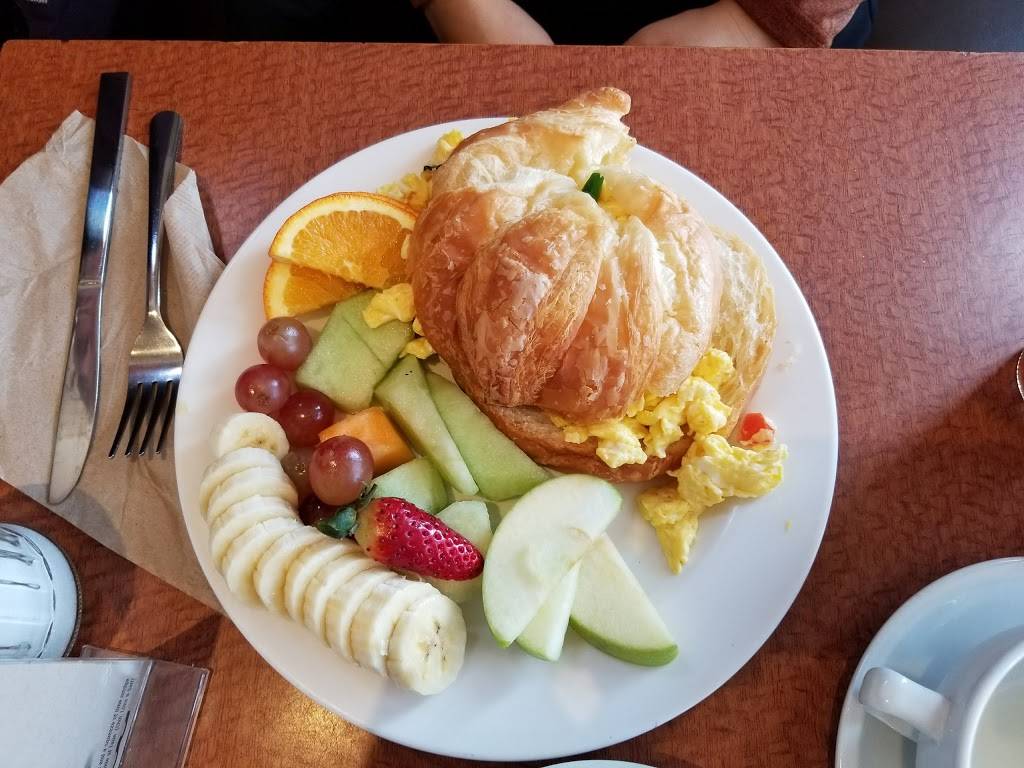 The Mission Mission Beach | restaurant | 3795 Mission Blvd, San Diego, CA 92109, USA | 8584889060 OR +1 858-488-9060