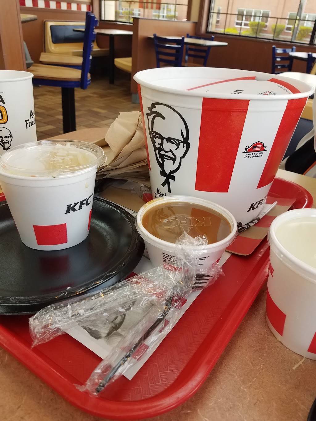 KFC | restaurant | 3141 Mannheim Rd, Franklin Park, IL 60131, USA | 8476784220 OR +1 847-678-4220