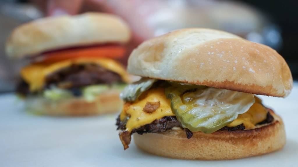 Coates Fried Chicken and Burgers | restaurant | 353 W Bonita Ave, Claremont, CA 91711, USA | 9093990991 OR +1 909-399-0991