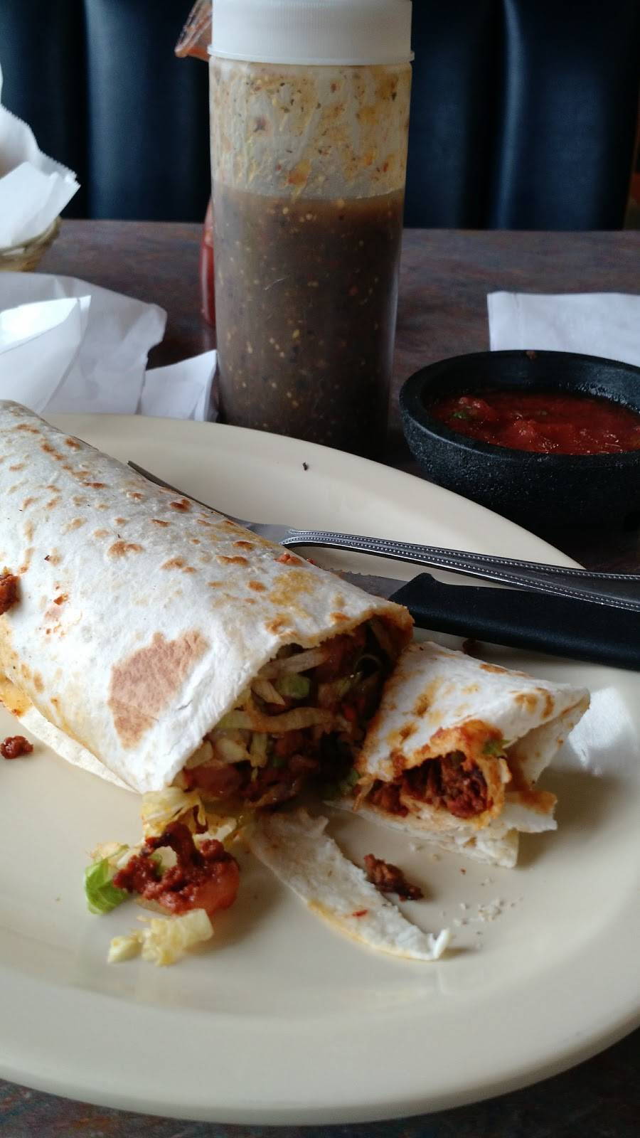 Taqueria La Perlita | restaurant | 495 N 22nd St, Decatur, IL 62521, USA | 2173308008 OR +1 217-330-8008