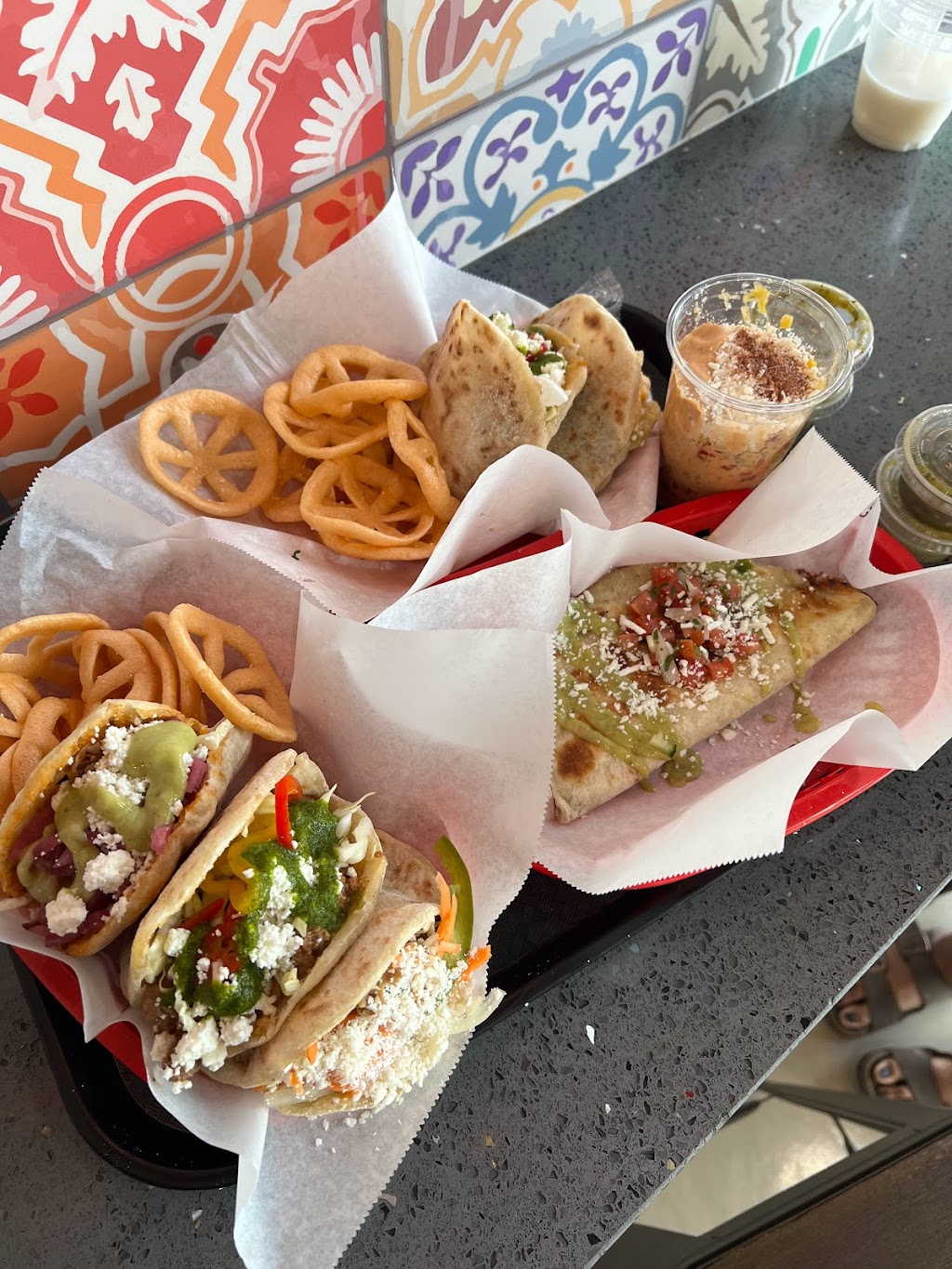 Gabis Gorditas | restaurant | 5095 Blue Diamond Rd suite 110, Las Vegas, NV 89139, USA | 7022687466 OR +1 702-268-7466