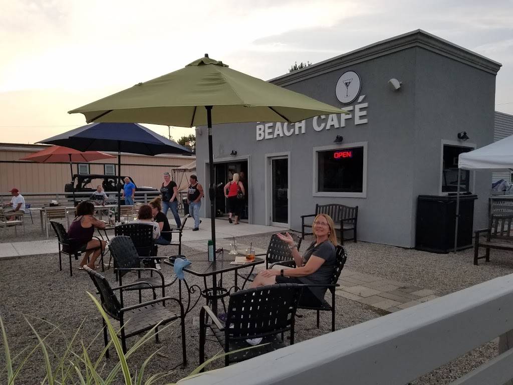 Luna Pier Beach Cafe | cafe | 4380 Luna Pier Rd, Luna Pier, MI 48157, USA | 7343177711 OR +1 734-317-7711
