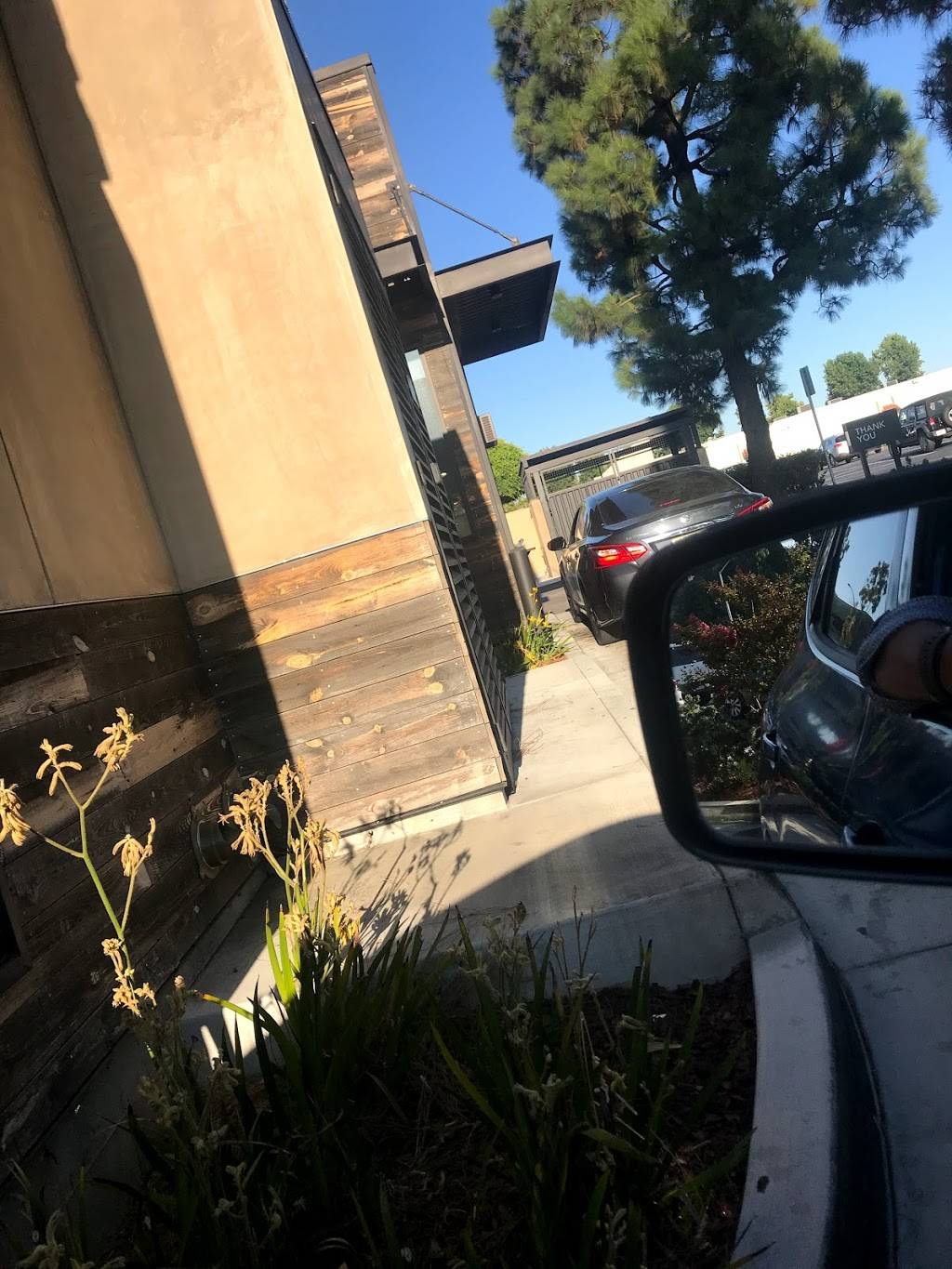 Starbucks | cafe | 9506 East, Imperial Hwy, Downey, CA 90242, USA | 5624177783 OR +1 562-417-7783