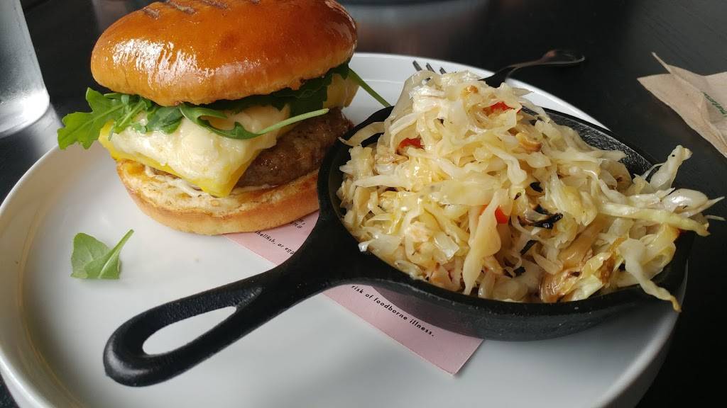 bar Vetti | restaurant | 800 S 4th St, Louisville, KY 40203, USA | 5028833331 OR +1 502-883-3331