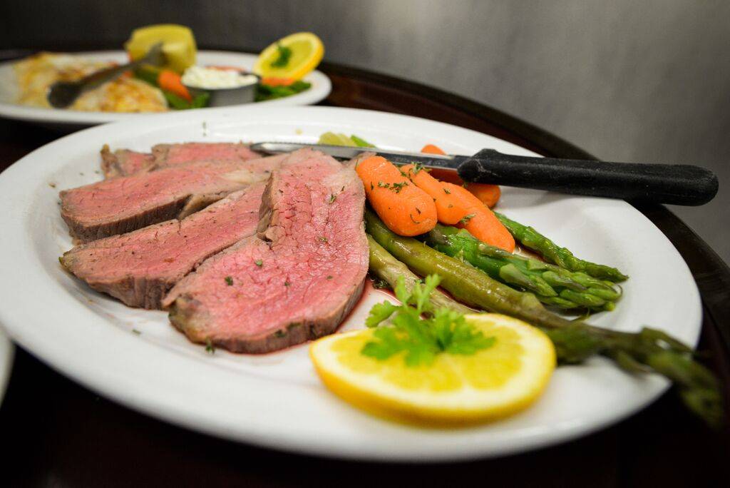 Glendora Continental - Traditional Basque Cuisine | restaurant | 316 W Rte 66, Glendora, CA 91740, USA | 6269141834 OR +1 626-914-1834