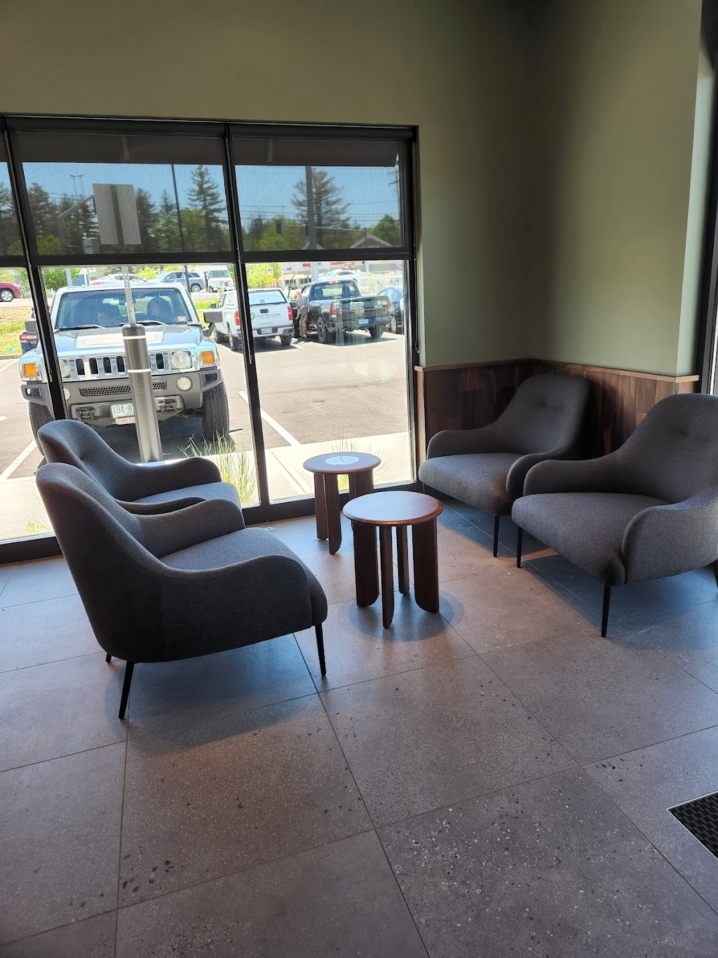 Starbucks | cafe | 600 Nashua St, Milford, NH 03055, USA | 6037693002 OR +1 603-769-3002