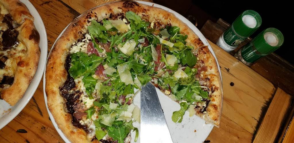 IL Bosco Pizza | restaurant | 7120 E Becker Ln, Scottsdale, AZ 85254, USA | 4803358680 OR +1 480-335-8680