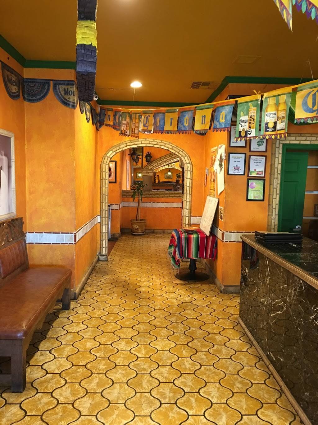 Casa Ramos | restaurant | 2490 Fair St, Chico, CA 95928, USA | 5308935050 OR +1 530-893-5050