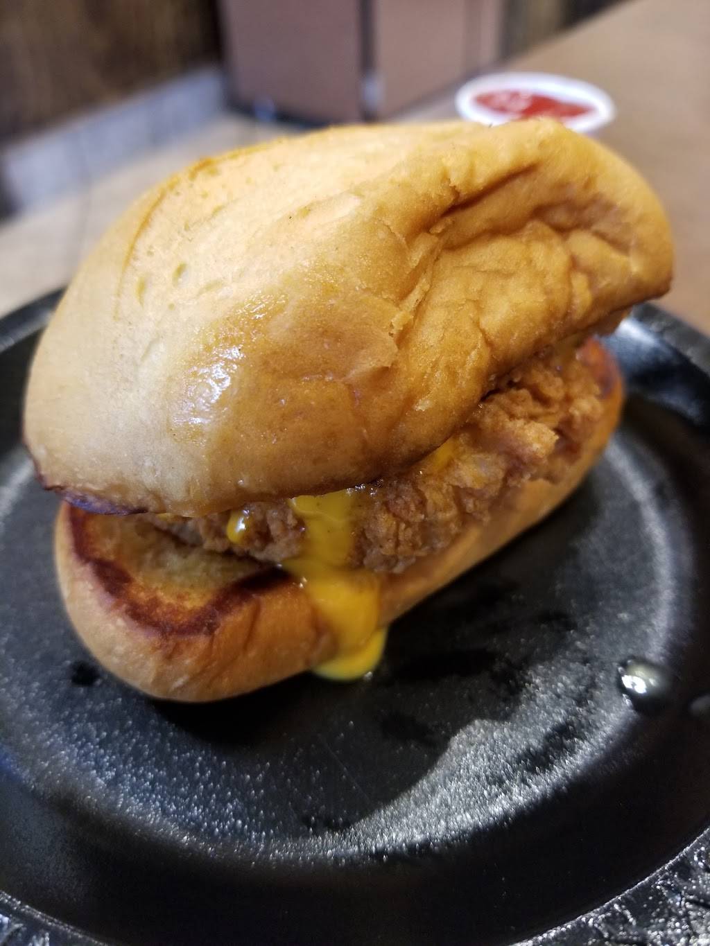 Zaxbys Chicken Fingers & Buffalo Wings | restaurant | 471 Old Hickory Blvd, Brentwood, TN 37027, USA | 6153339194 OR +1 615-333-9194