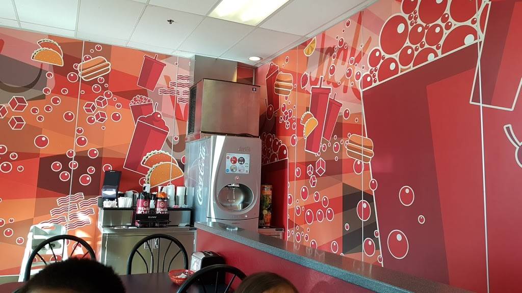 Jack in the Box | restaurant | 12340 Highland Ave Ste B, Etiwanda, CA 91739, USA | 9096469512 OR +1 909-646-9512