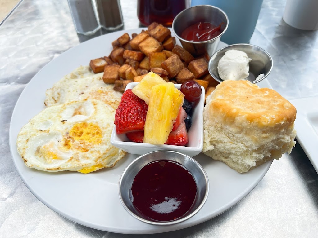 @ The Corner Diner- Little Rock | restaurant | 201 E Markham St, Little Rock, AR 72201, USA | 5014008458 OR +1 501-400-8458