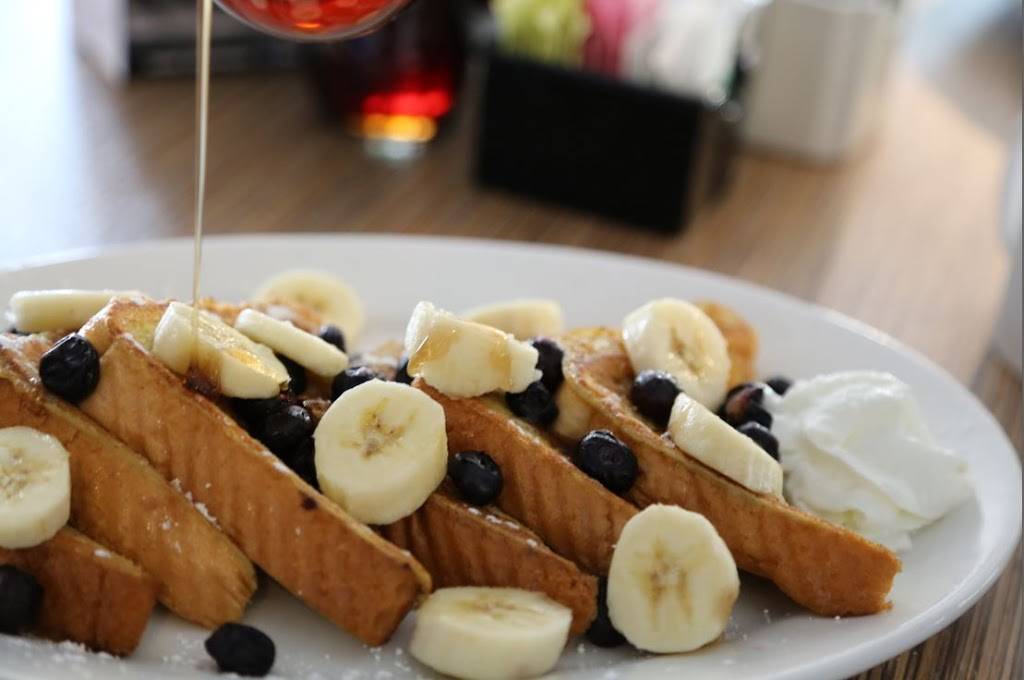 Riverfront Grille | restaurant | 4619 34th Street Court, Rock Island, IL 61201, USA | 3097885635 OR +1 309-788-5635