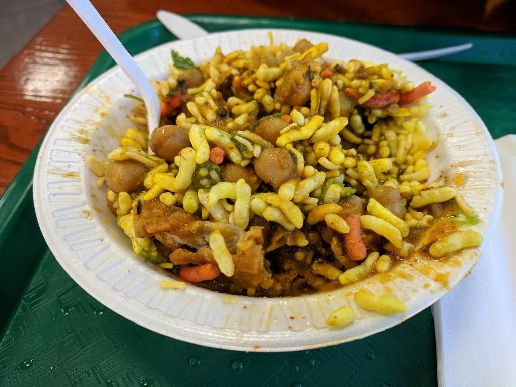 Sukhadias Sweets and Snacks | restaurant | 2559 W Devon Ave, Chicago, IL 60659, USA | 7733385400 OR +1 773-338-5400