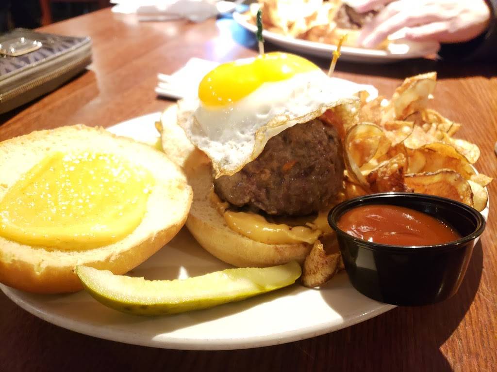 Gordos Pub & Grill | restaurant | 4328 Montgomery Rd # 1, Norwood, OH 45212, USA | 5133511999 OR +1 513-351-1999