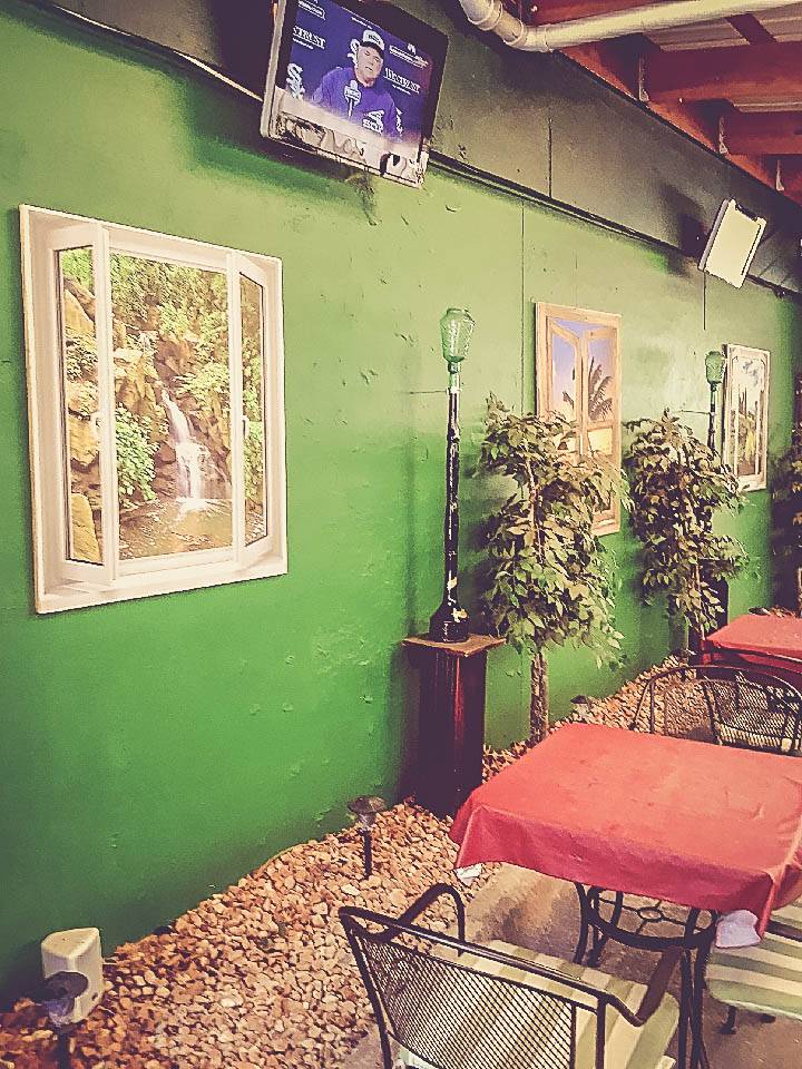 JT Costelloes | restaurant | 518 Bruns Ln, Springfield, IL 62702, USA | 2176792046 OR +1 217-679-2046