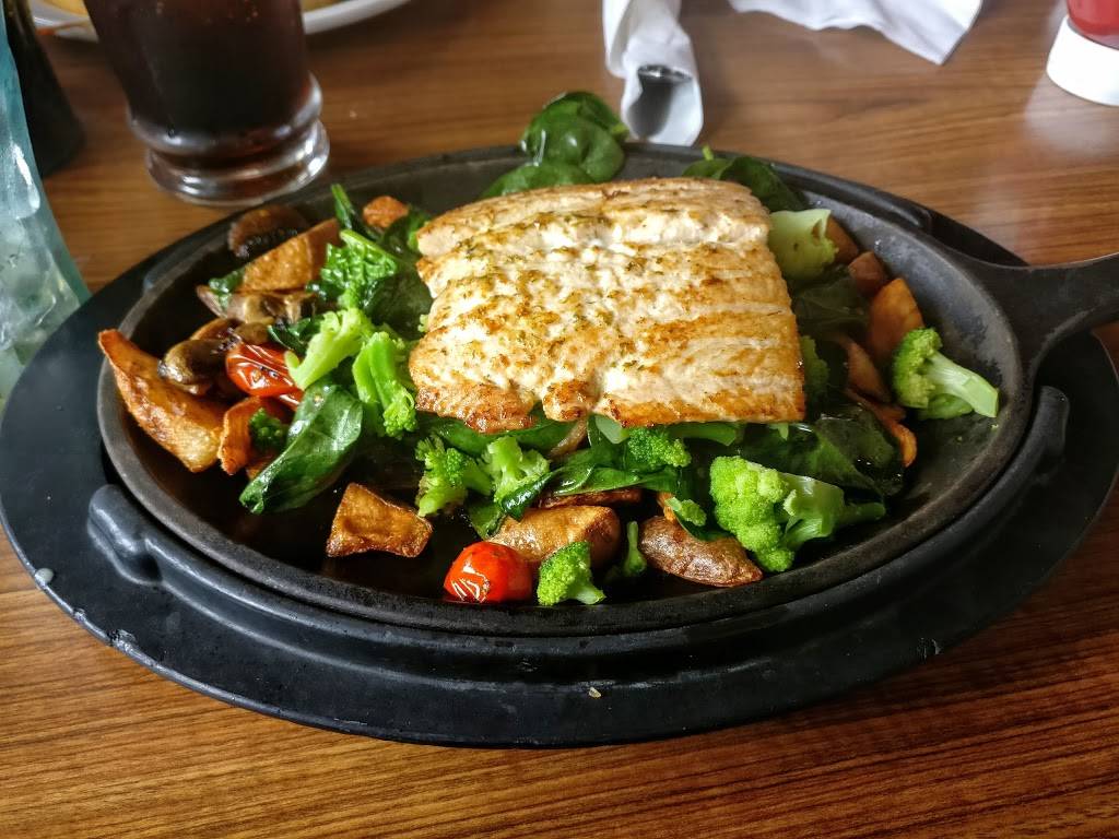 Dennys | restaurant | 2717 W Bell Rd, Phoenix, AZ 85053, USA | 6029933263 OR +1 602-993-3263