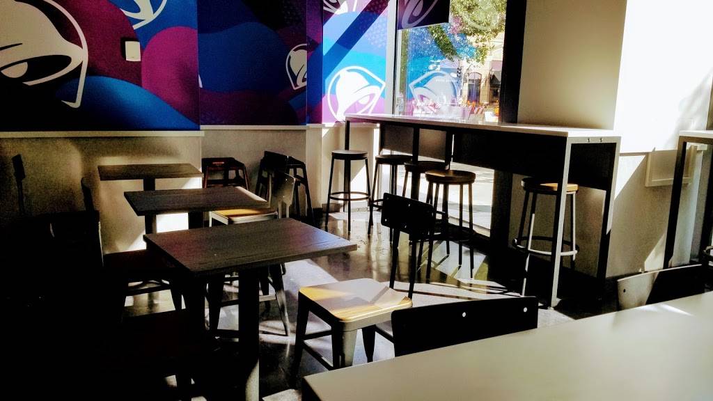 Taco Bell | meal takeaway | 22 E Chicago Ave, Chicago, IL 60611, USA | 7085935390 OR +1 708-593-5390