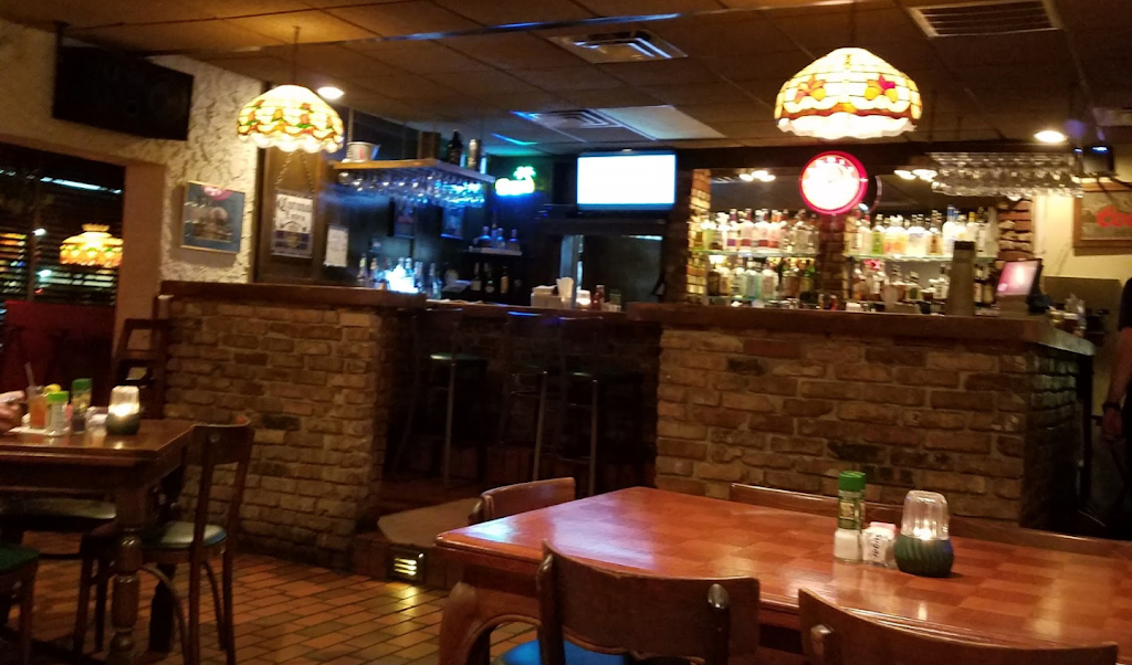 Jesses Steak and Seafood | restaurant | 524 W Brandon Blvd, Brandon, FL 33511, USA | 8136852381 OR +1 813-685-2381