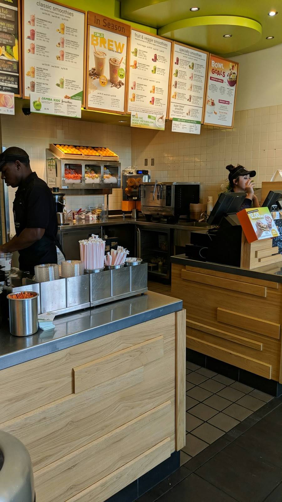 Jamba Juice 4S Commons Town Center | restaurant | 10562 Craftsman Way #191, San Diego, CA 92127, USA | 8583851630 OR +1 858-385-1630