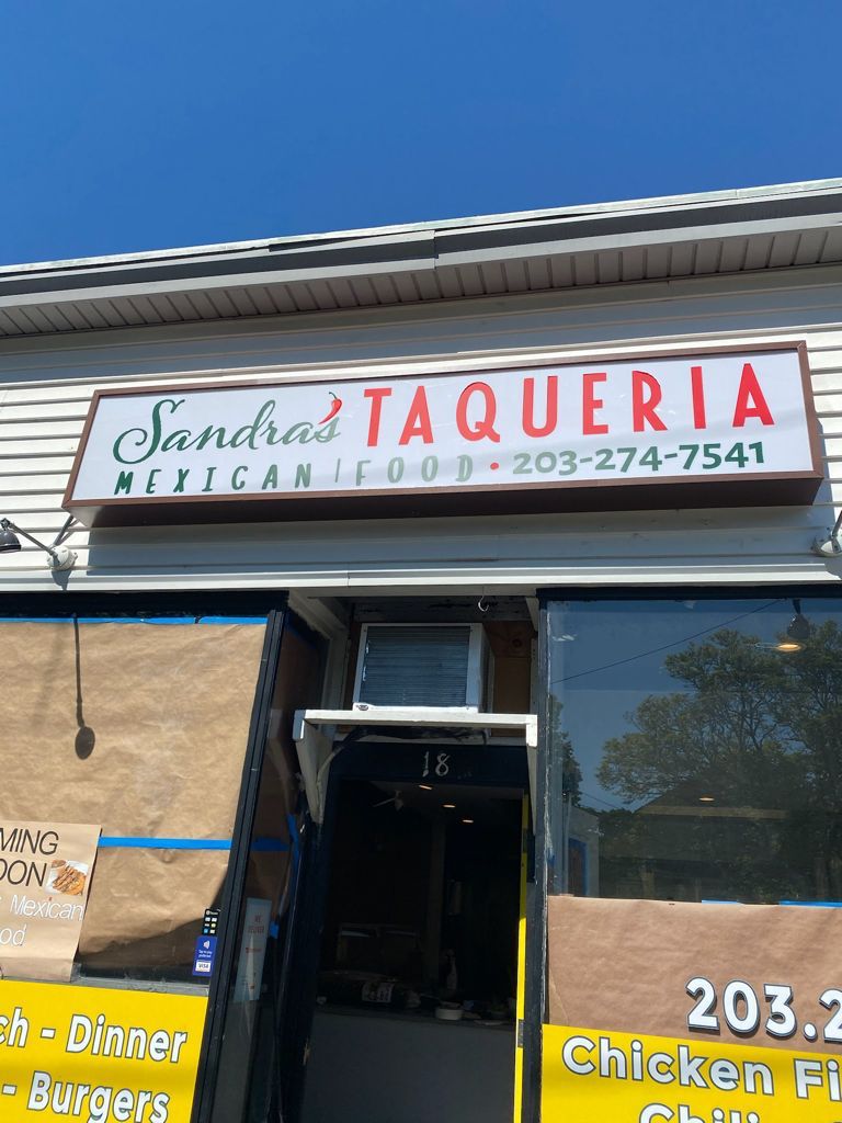 Sandras Mexican Food & Taqueria | restaurant | 18 Belltown Rd, Stamford, CT 06905, USA | 2033552778 OR +1 203-355-2778