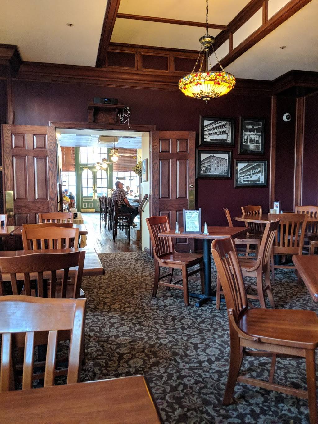 Green Street Tavern | restaurant | 230 S Main St, Galena, IL 61036, USA | 8157770090 OR +1 815-777-0090