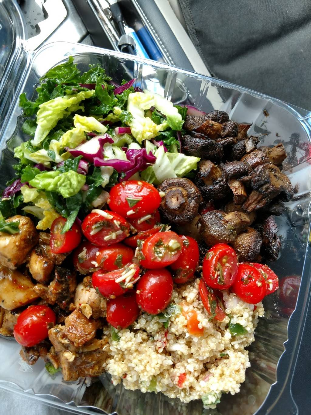 Fresh Kitchen | restaurant | 2853 S University Dr, Davie, FL 33328, USA | 9546593131 OR +1 954-659-3131