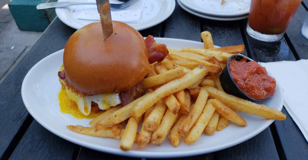 Slaters 50/50 | restaurant | 2750 Dewey Rd #193, San Diego, CA 92106, USA | 6193982600 OR +1 619-398-2600