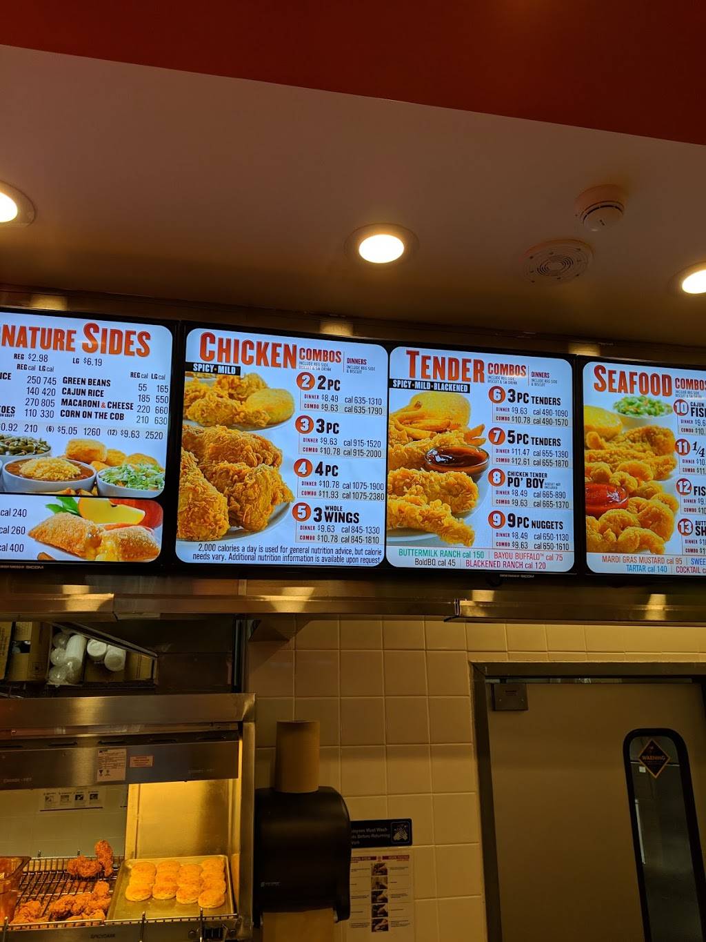 Popeyes Louisiana Kitchen | restaurant | 447 Great Mall Dr, Milpitas, CA 95035, USA | 4087916200 OR +1 408-791-6200