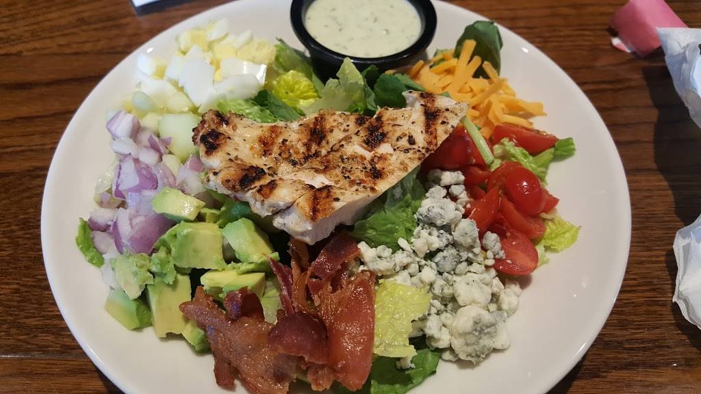 TGI Fridays | restaurant | 495 Prospect Ave, West Orange, NJ 07052, USA | 9732432700 OR +1 973-243-2700