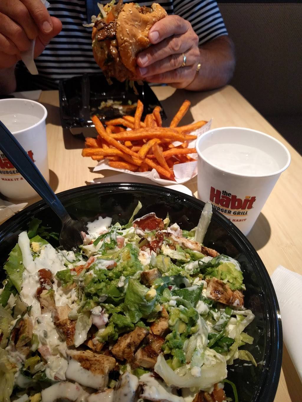 The Habit Burger Grill | meal takeaway | 748 W Rancho Vista Blvd Ste. E, Palmdale, CA 93551, USA | 6615759560 OR +1 661-575-9560