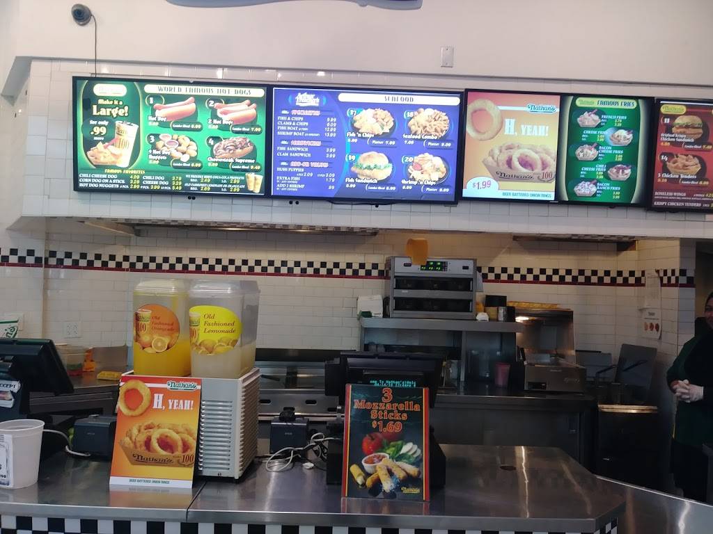 Nathans Famous | restaurant | 1170 Willowbrook Mall, Wayne, NJ 07470, USA | 9732569683 OR +1 973-256-9683