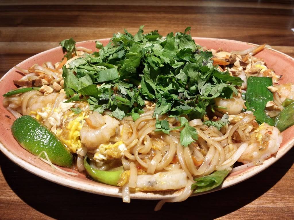 P.F. Changs | restaurant | McNamara Terminal, Between Gates A35 and A43, ie, Between Westin Hotel entrance and Central Link Area, 2588 Worldgateway Pl, Detroit, MI 48242, USA | 7349410803 OR +1 734-941-0803