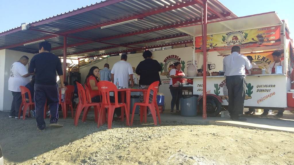 Birrieria El Torito | restaurant | Fresno Sur n, Fraccionamiento Los Encinos, Macho Güero, B.C., Mexico | 016462394590 OR +52 646 239 4590