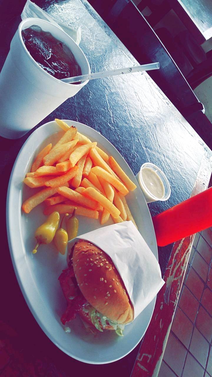 Husky Boy Restaurant | restaurant | 2717 W McFadden Ave, Santa Ana, CA 92704, USA | 7145479083 OR +1 714-547-9083