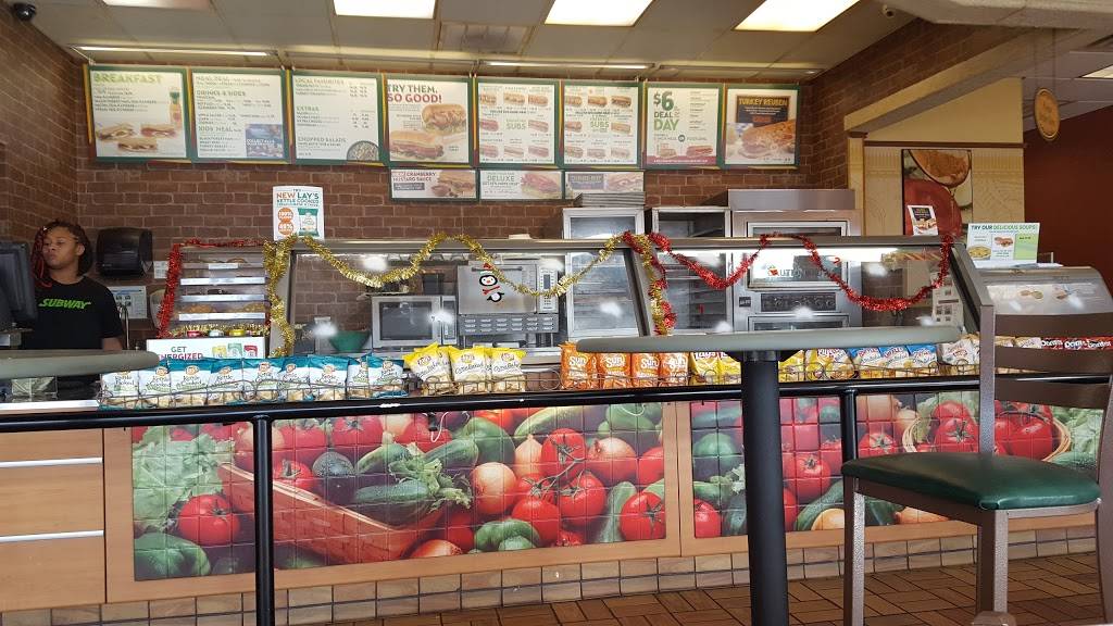 Subway Restaurants | restaurant | 2204 62nd Ave S, St. Petersburg, FL 33712, USA | 7278674258 OR +1 727-867-4258