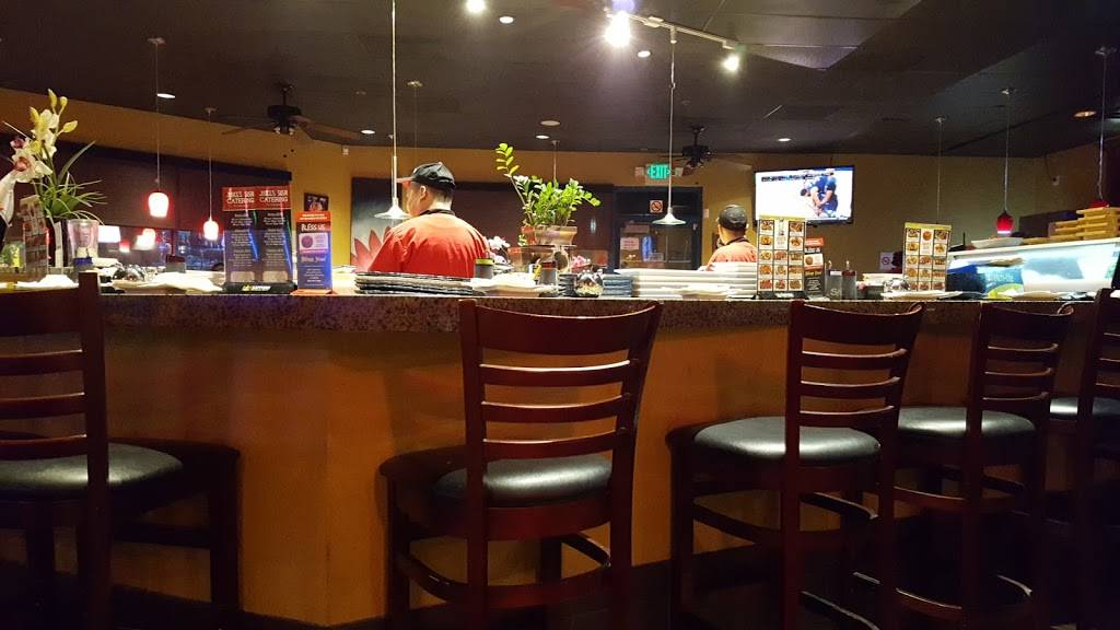 Joyces Sushi | restaurant | 36-101 Bob Hope Dr STE E1, Rancho Mirage, CA 92270, USA | 7602028186 OR +1 760-202-8186