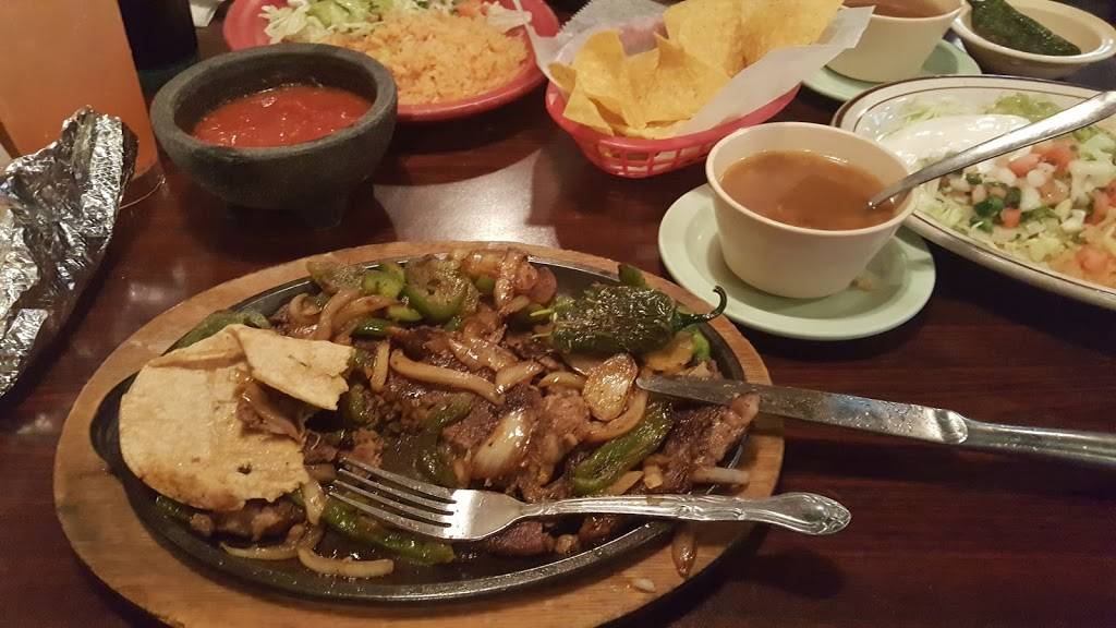 Los Portales Mexican Restaurant | restaurant | 234 Parkstone Pl, Jackson, TN 38305, USA | 7312561535 OR +1 731-256-1535