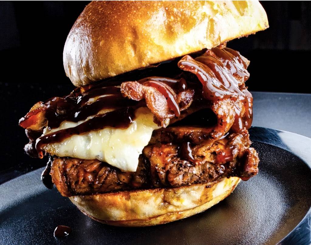 Rolling Smoke Barbeque | restaurant | 1225 Copper Creek Dr, Pleasant Hill, IA 50327, USA | 5152628219 OR +1 515-262-8219